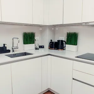 2 Bed Flat Apartment